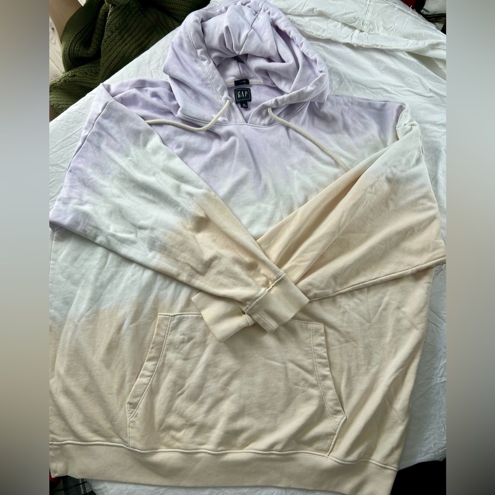 Gap hoodie womens size Xl oversized, boyfriend cut cotton rich with front pocket